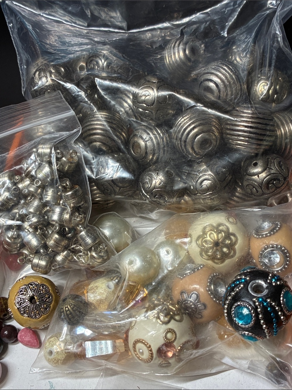 Assorted jewelry making beads and findings for making jewelry assorted materials - Picture 6 of 16
